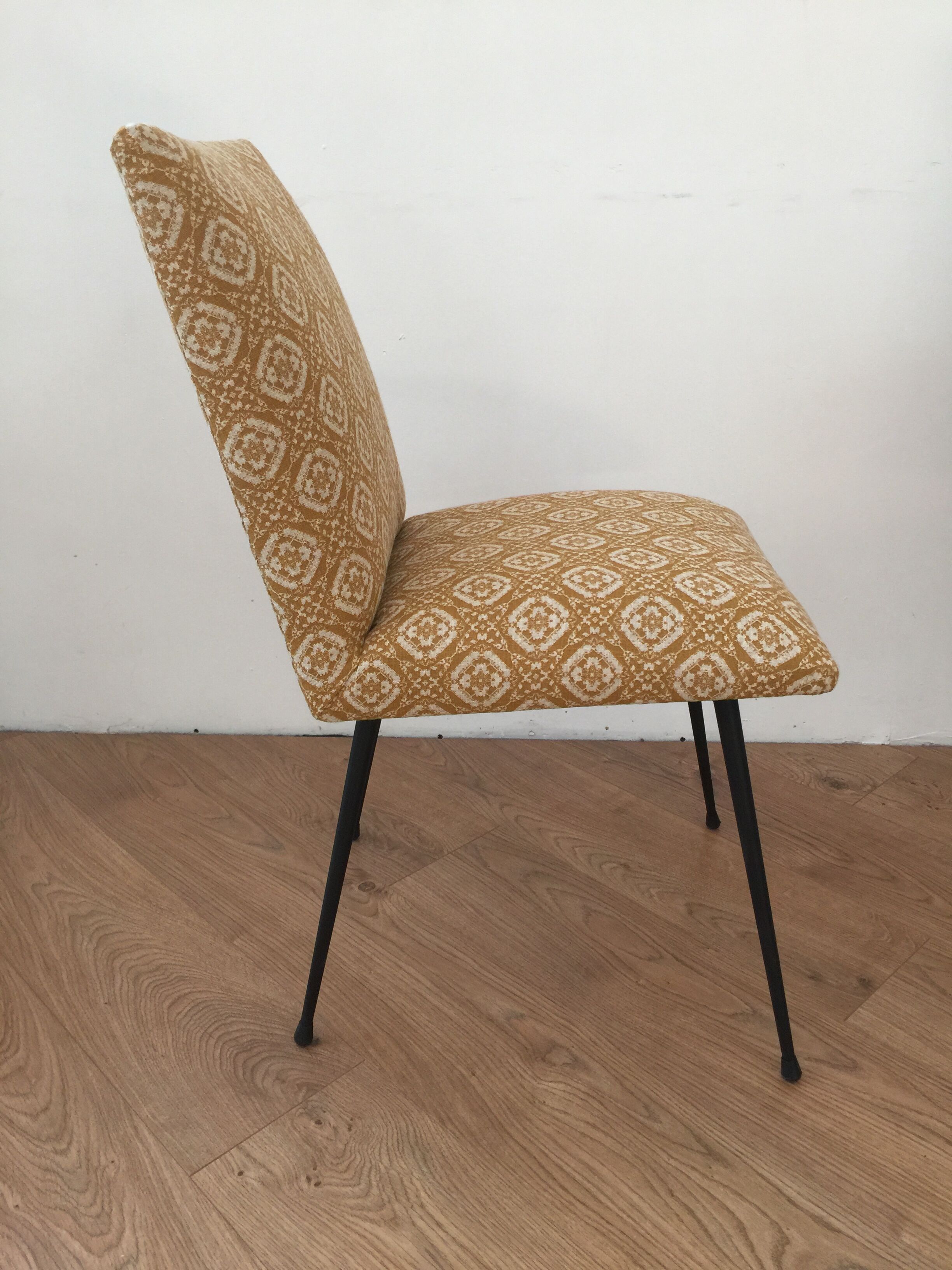 Trio of chairs from the years 70 completely renovated