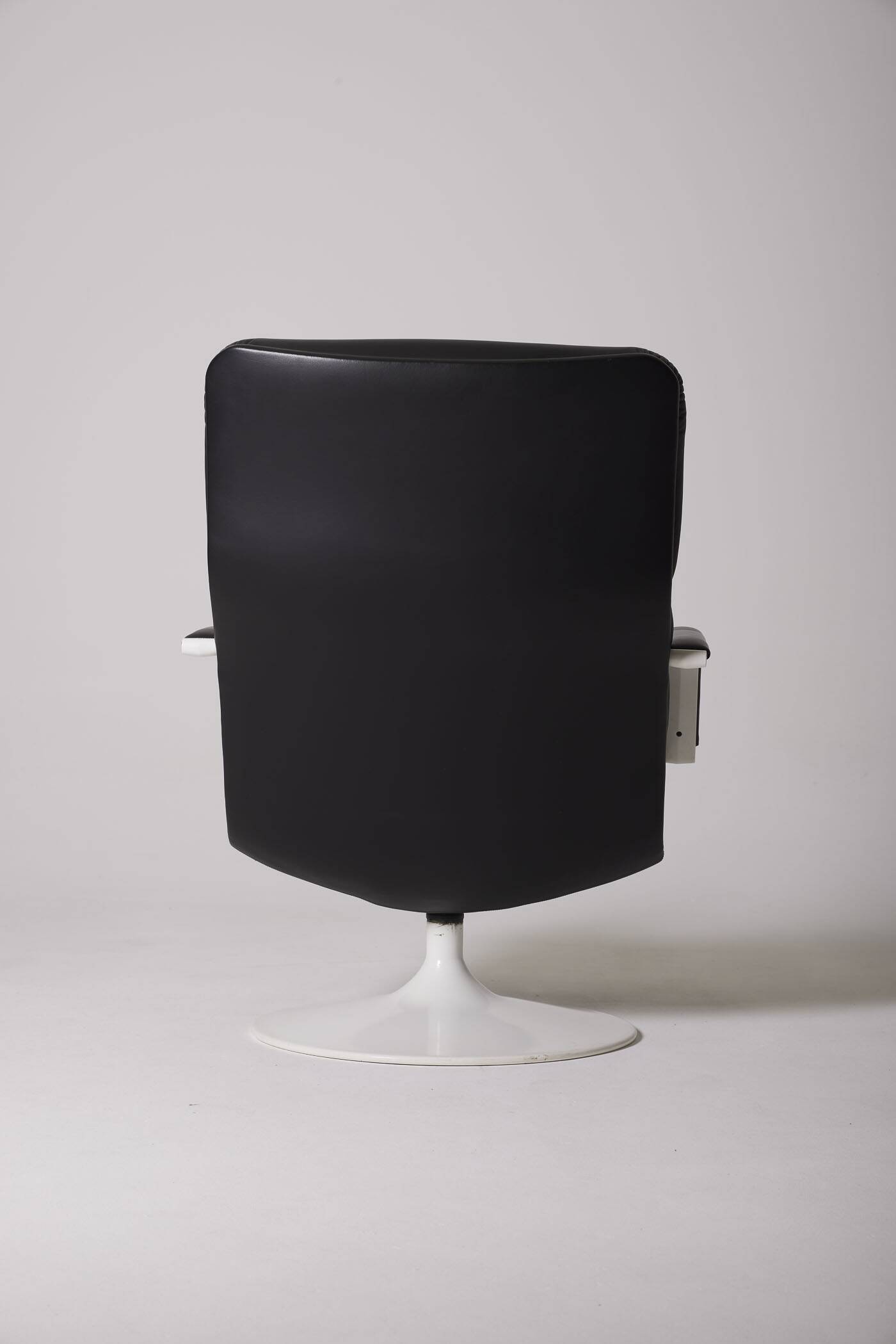 Geoffrey Harcourt black leather armchair