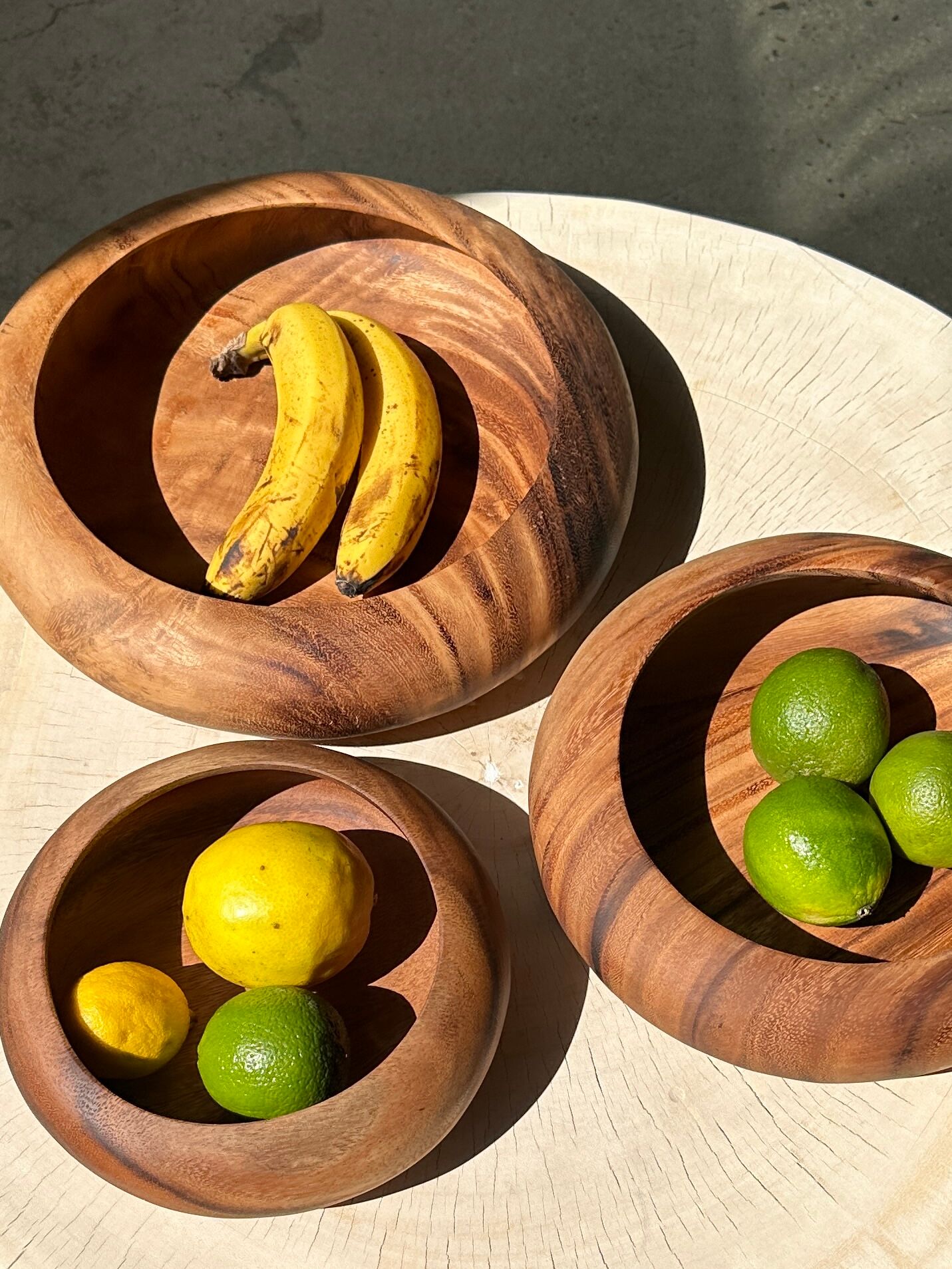 Bowl or monoxyl teak cut d:25.5