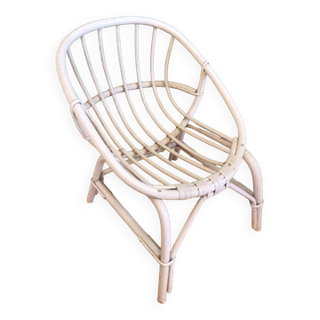 Child shell chair