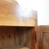 Walnut chest of drawers