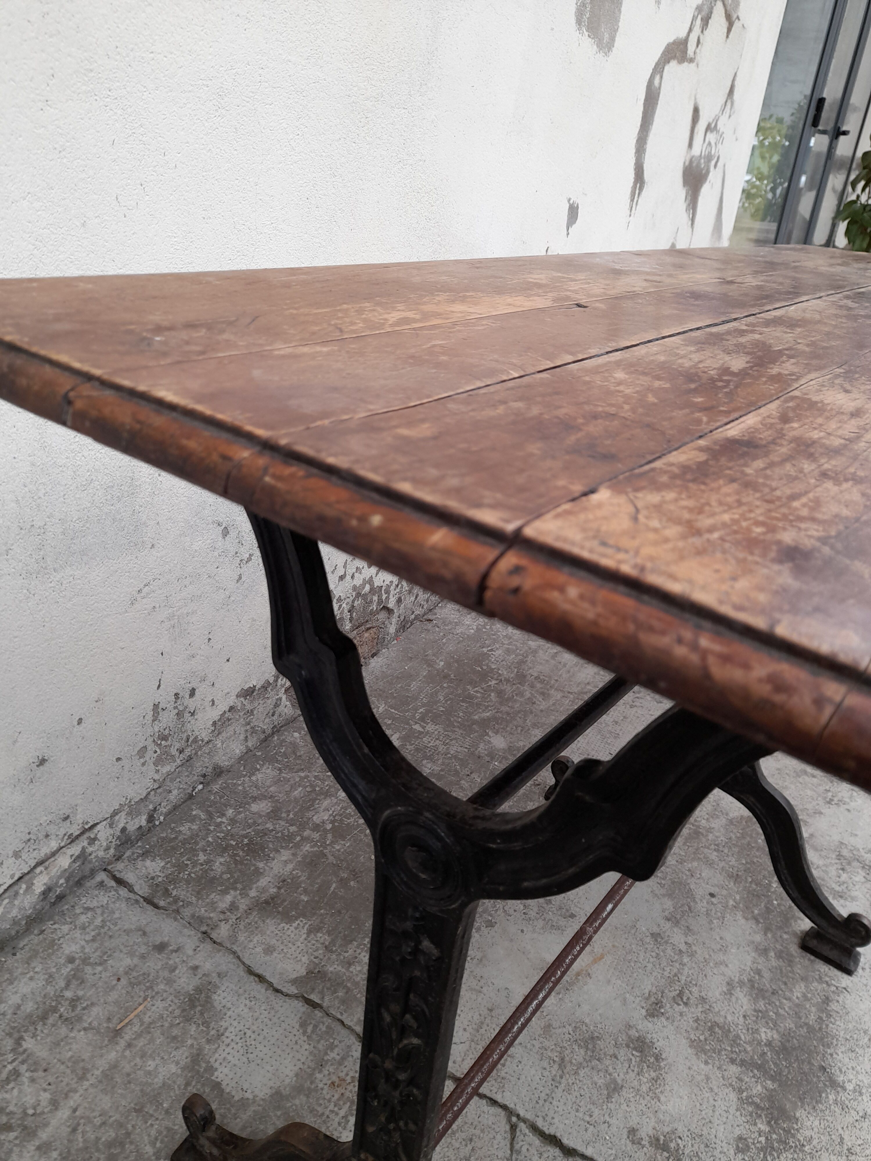 Table de bistrot en fonte 1900 1m50