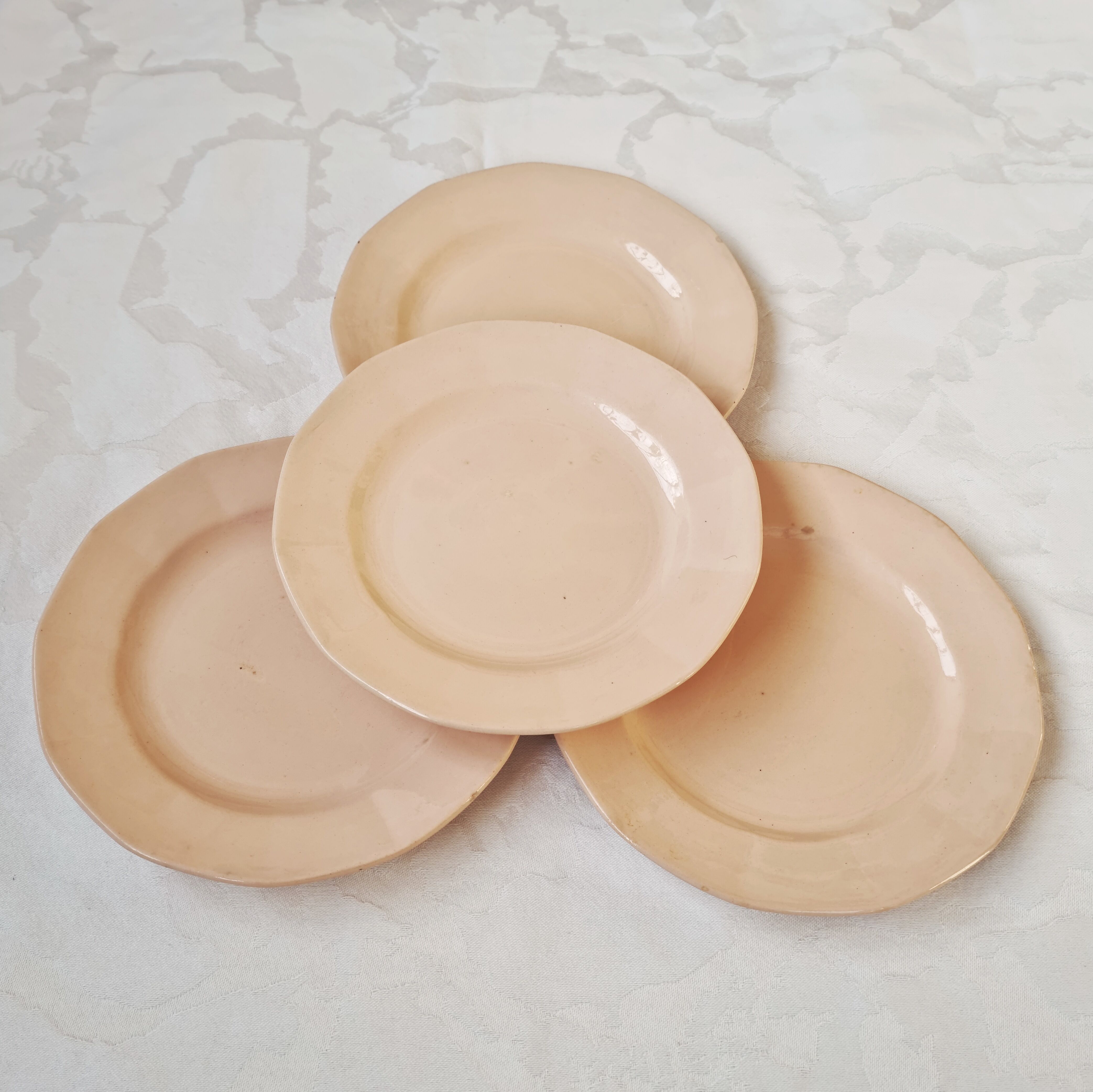 Set of 4 pink octagonal dessert plates Digoin