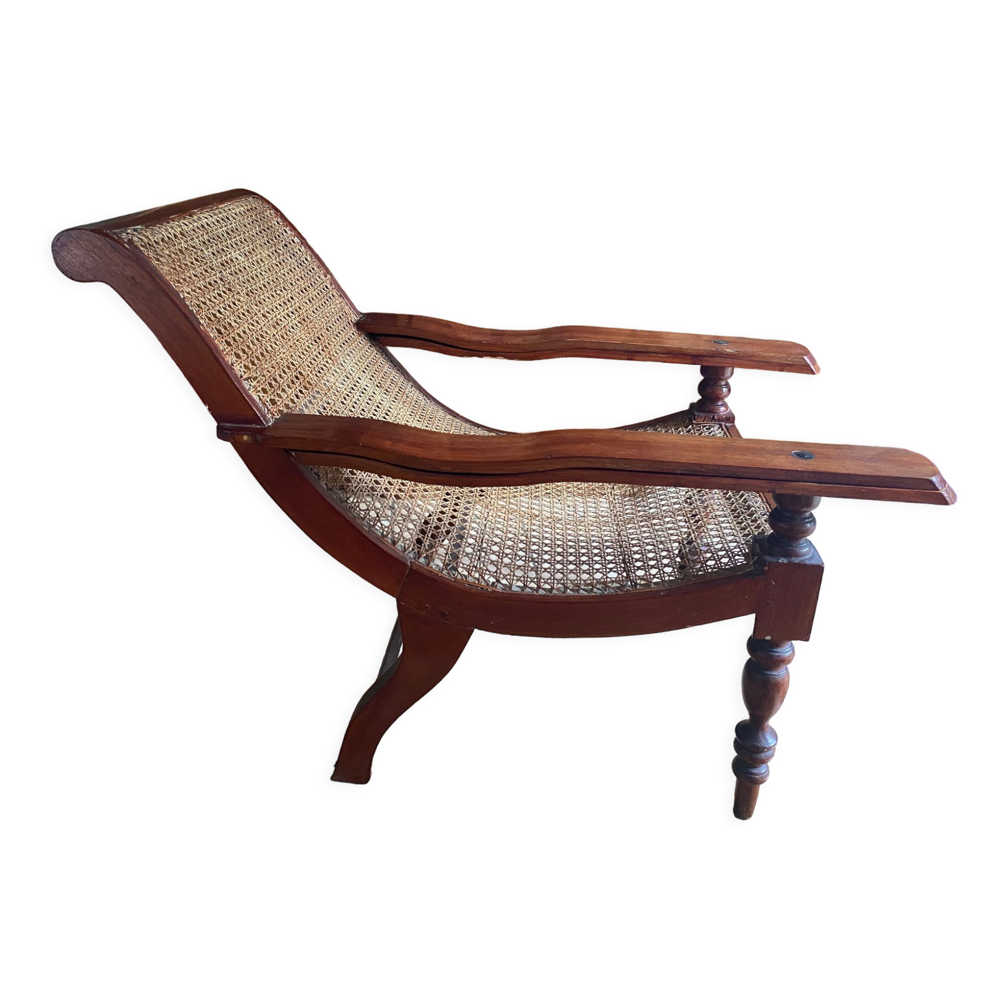 Colonial chair