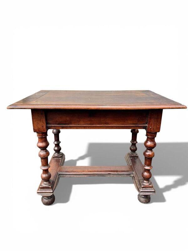 Table bureau Louis XIII haute époque 17eme