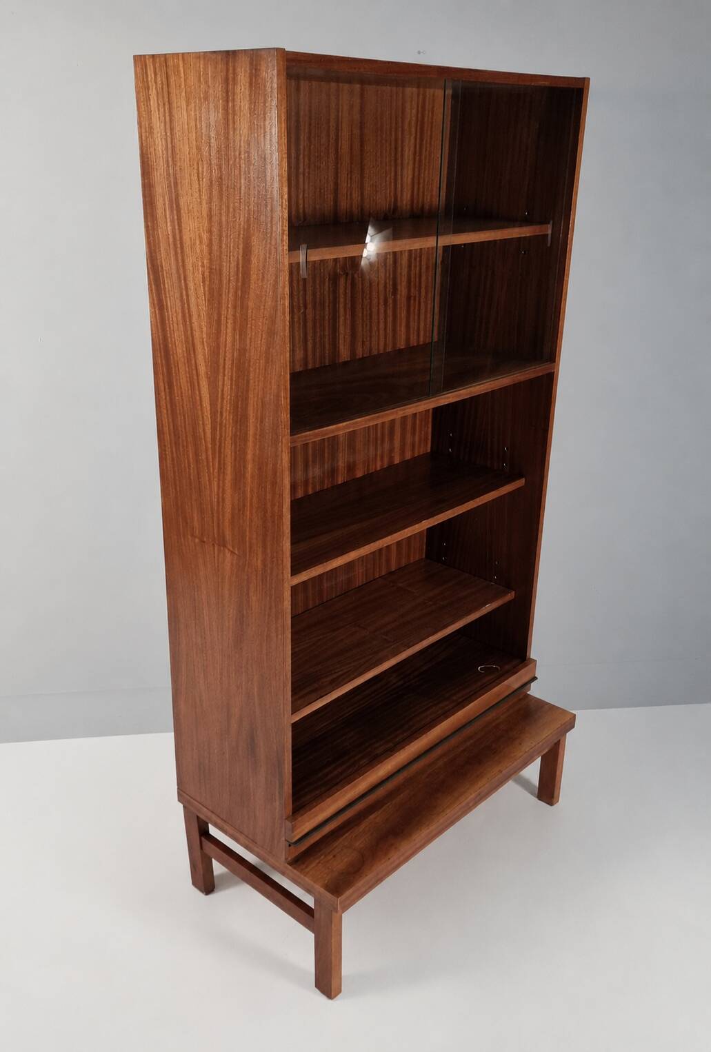 Bibliothèque vintage en hêtre, années 1970