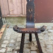 Vintage brutalist tripod chair in carved wood with wooden screw assembly XI.