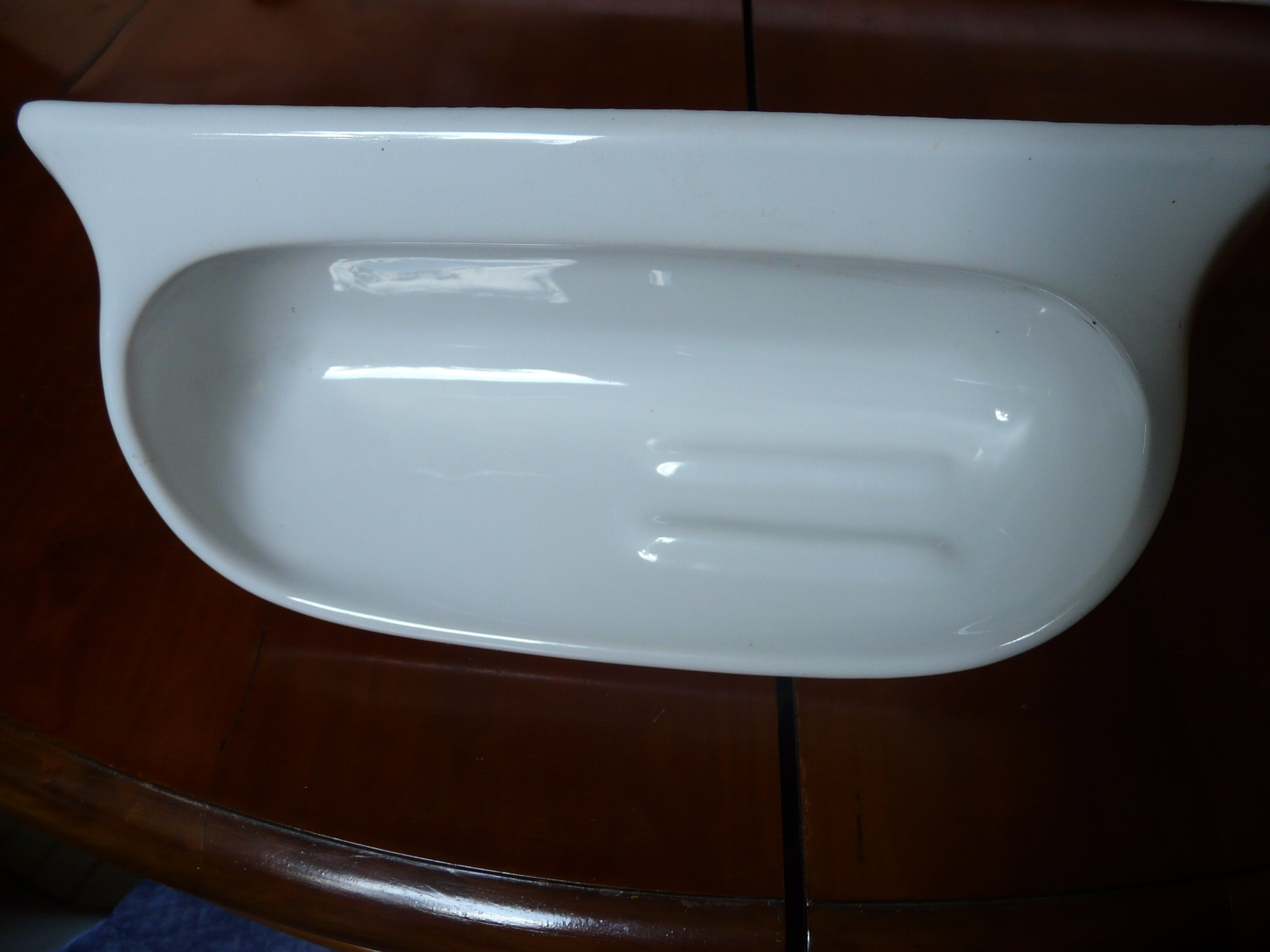 Vintage white bathroom wall shelf