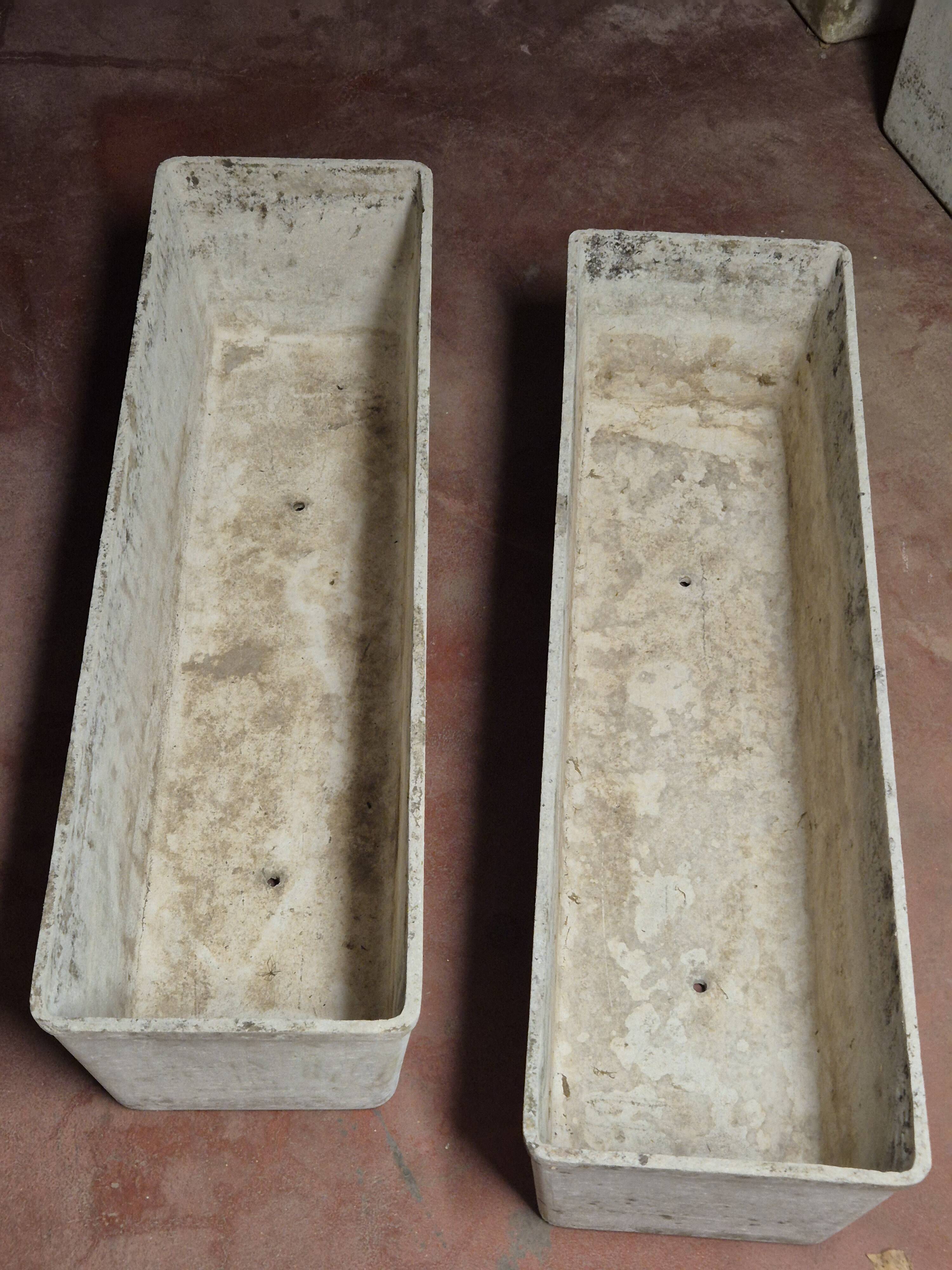 Set of fibreglass planters