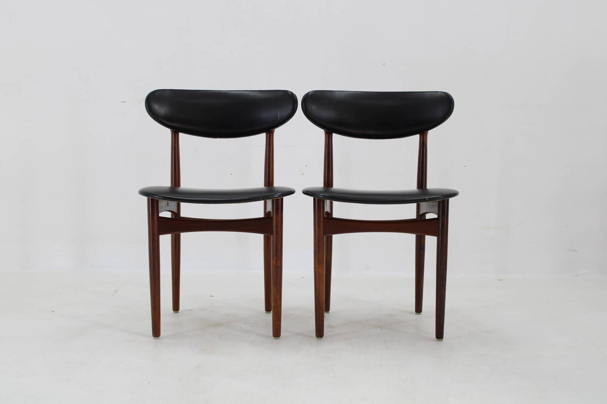 1960s Set of Six Scantic Mobelvaerk Dining Chairs in Leatherette, Denmark