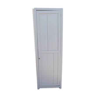 Armoire parisienne