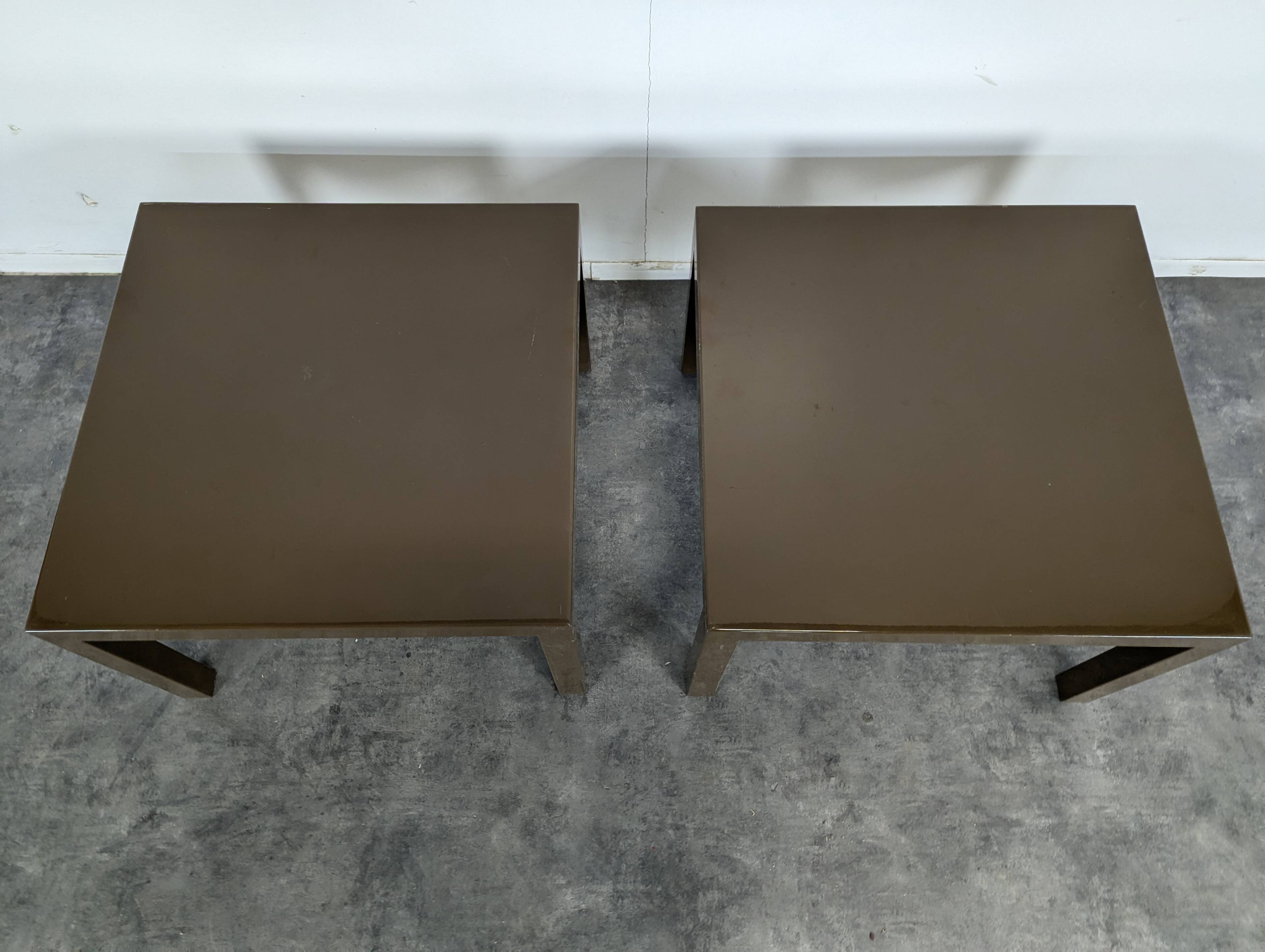 Pair of glossy brown lacquered side tables