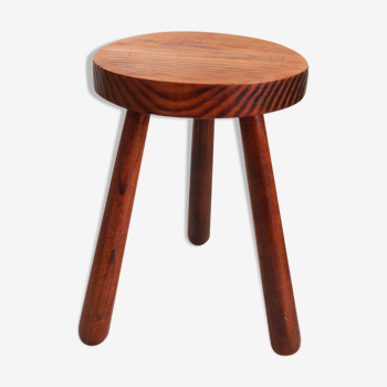 Elephant-footed tripod stool