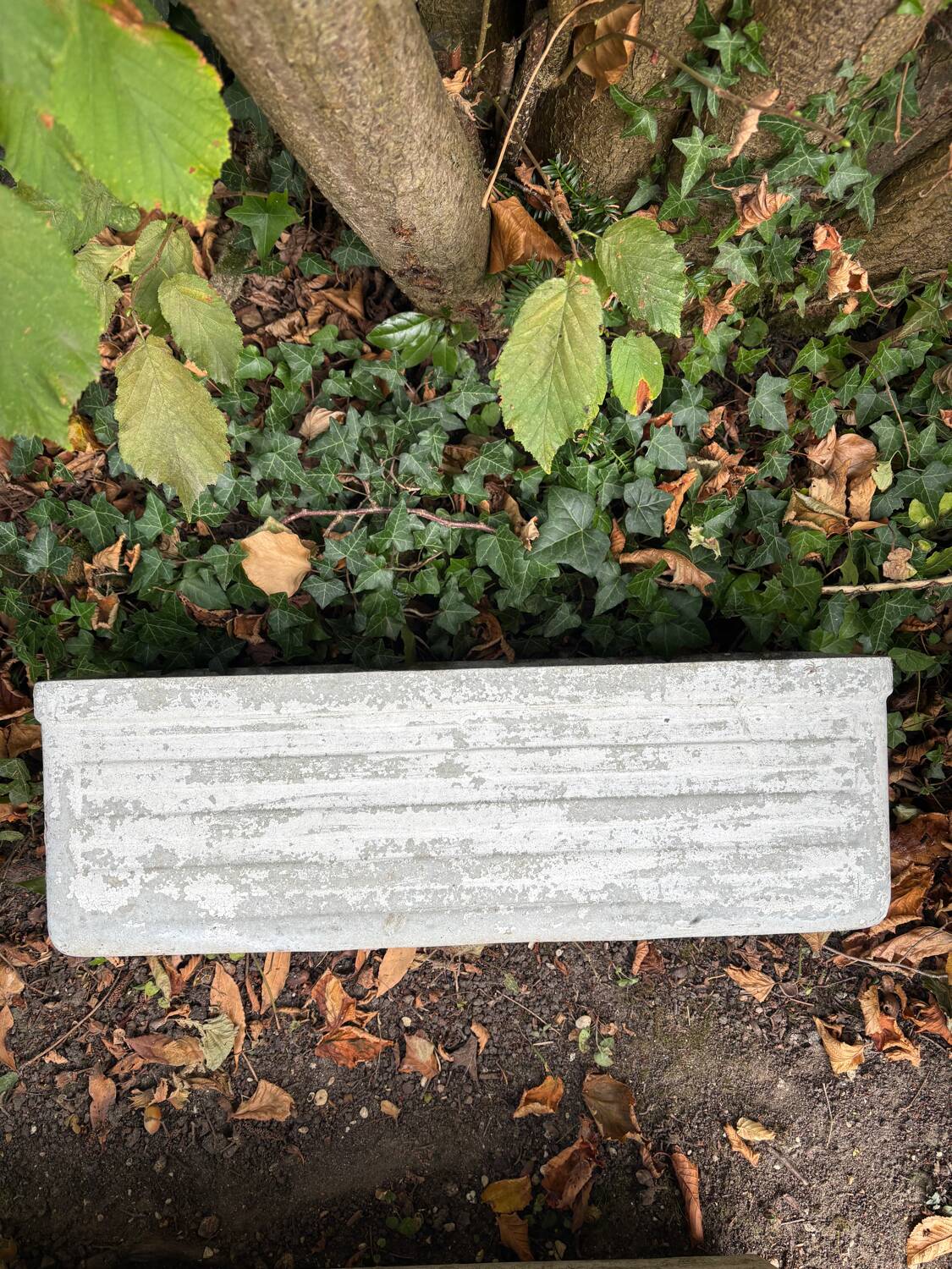 Set of 4 fibreglass planters by Willy Guhl