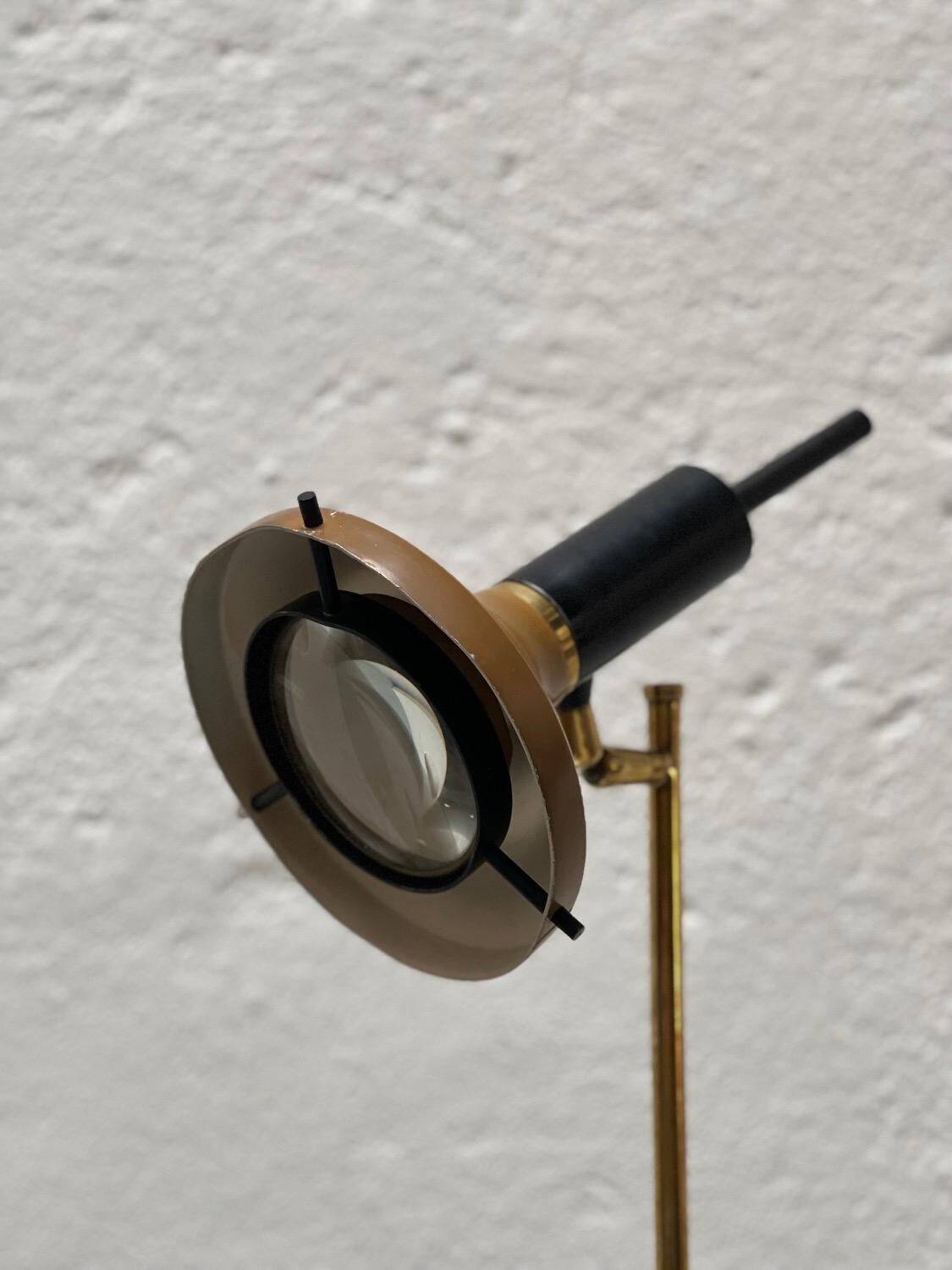 Lampe de table Mod. 553 par Oscar Torlasco pour Lumi, design italien collectible