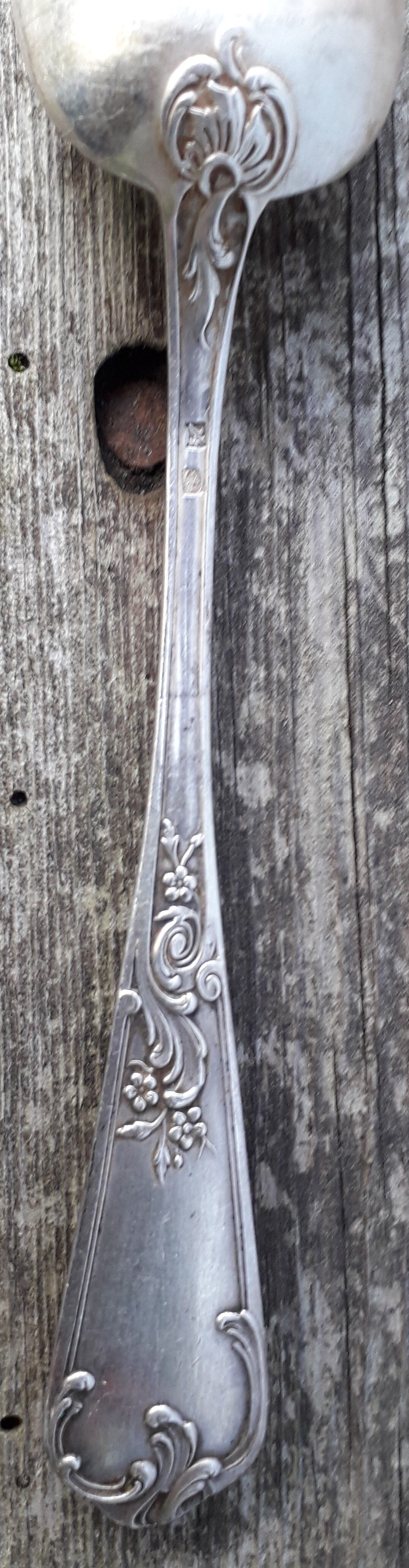 Lot of 7 dessert spoons in silver plated metal