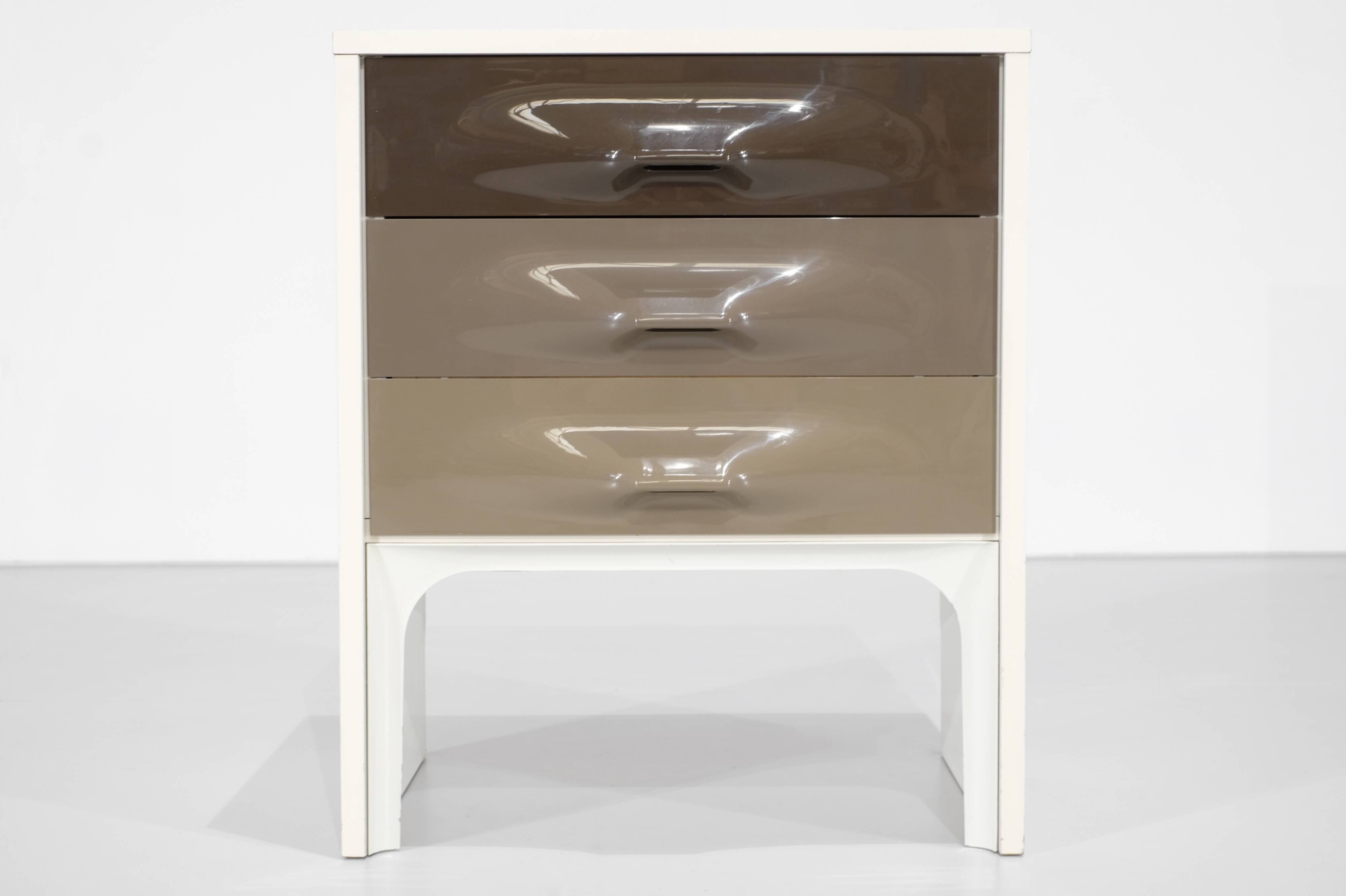 Nightstand "DF2000" by Raymond Loewy for Doubinsky Frères, France,