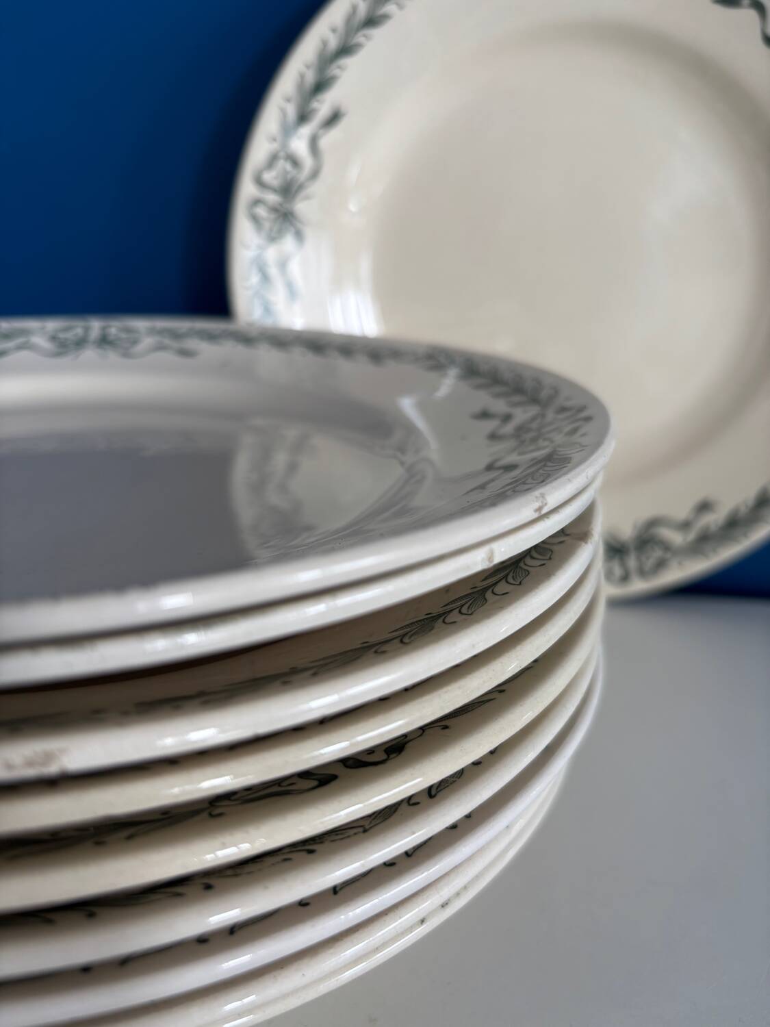 set of 10 old Longchamp flat plates, ironstone, Belleville