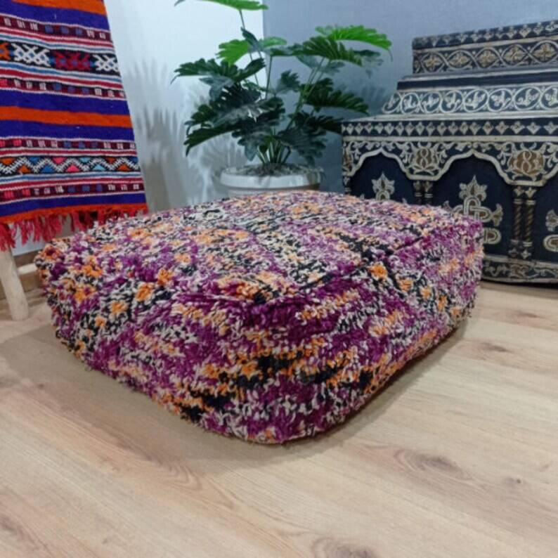 Handmade Berber pouf in wool 60 X 60 X 20 CM