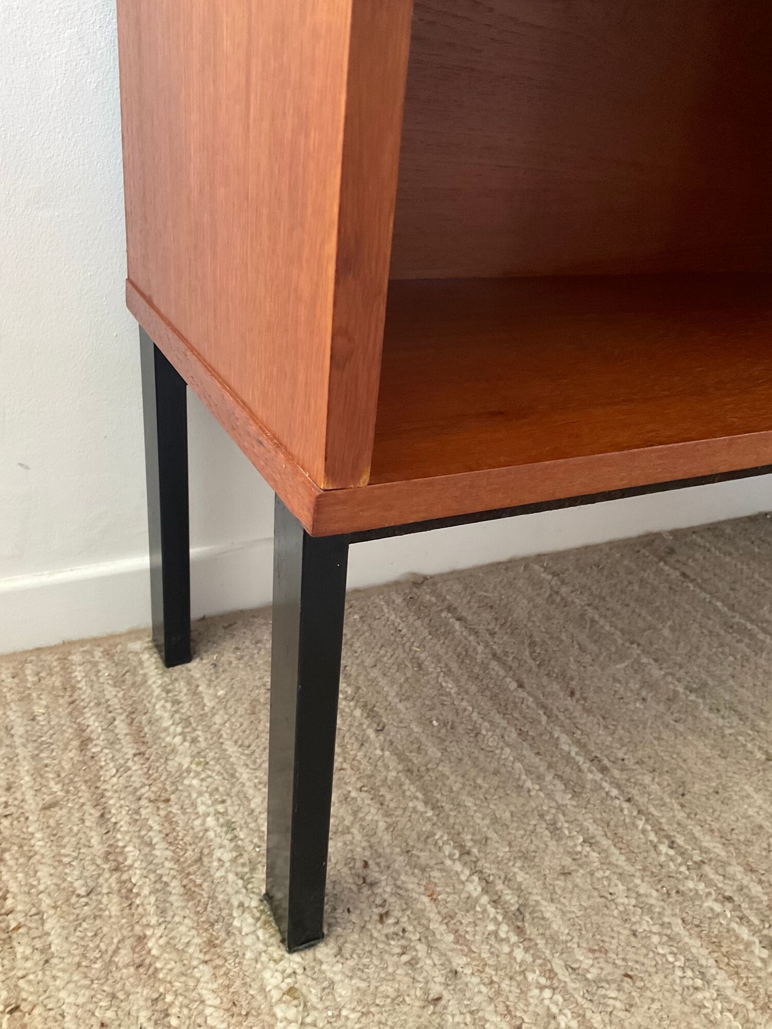 Library shelf by Pierre Guariche for Meurop 60s