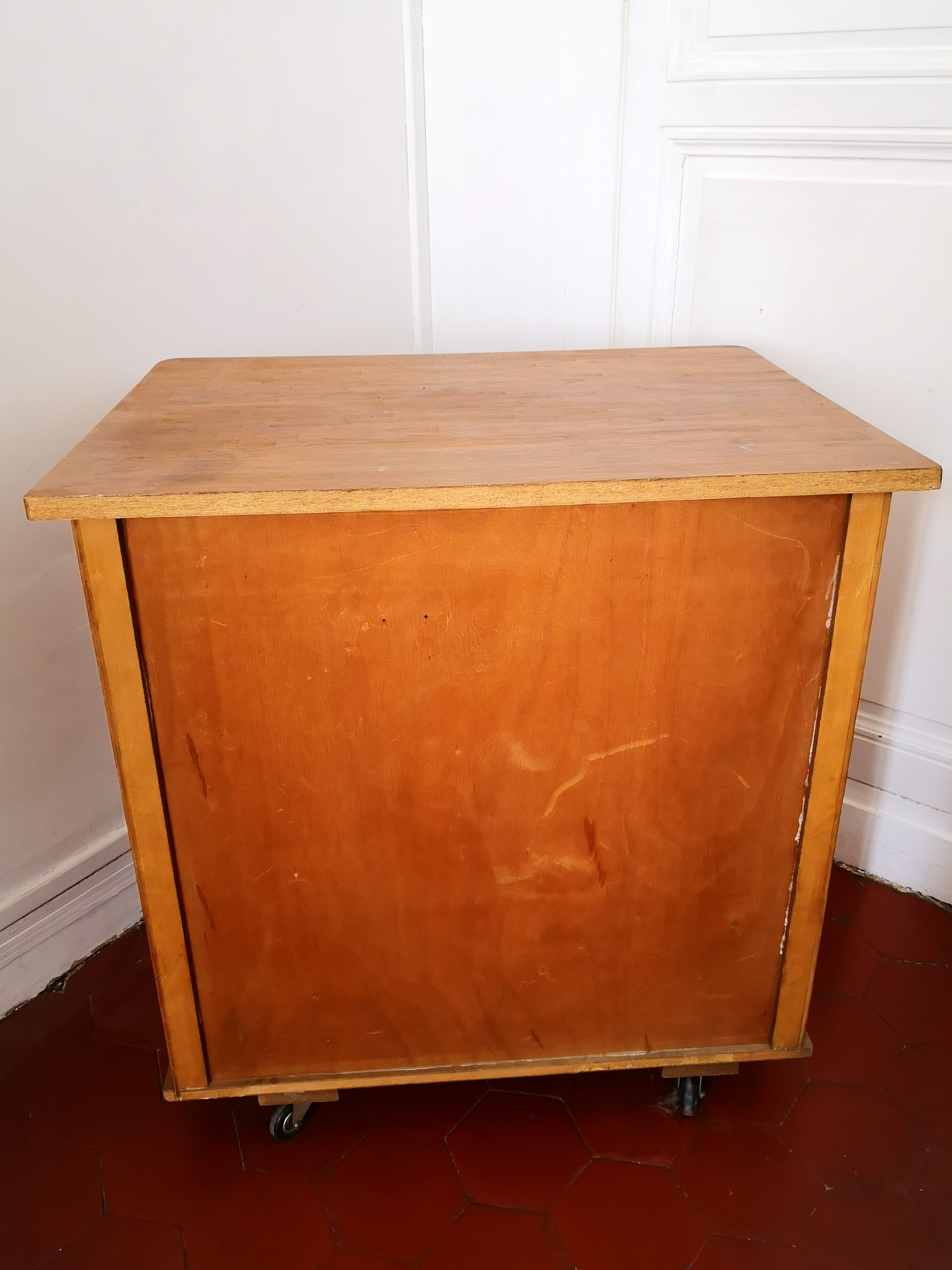 Meuble bar pivotant vintage