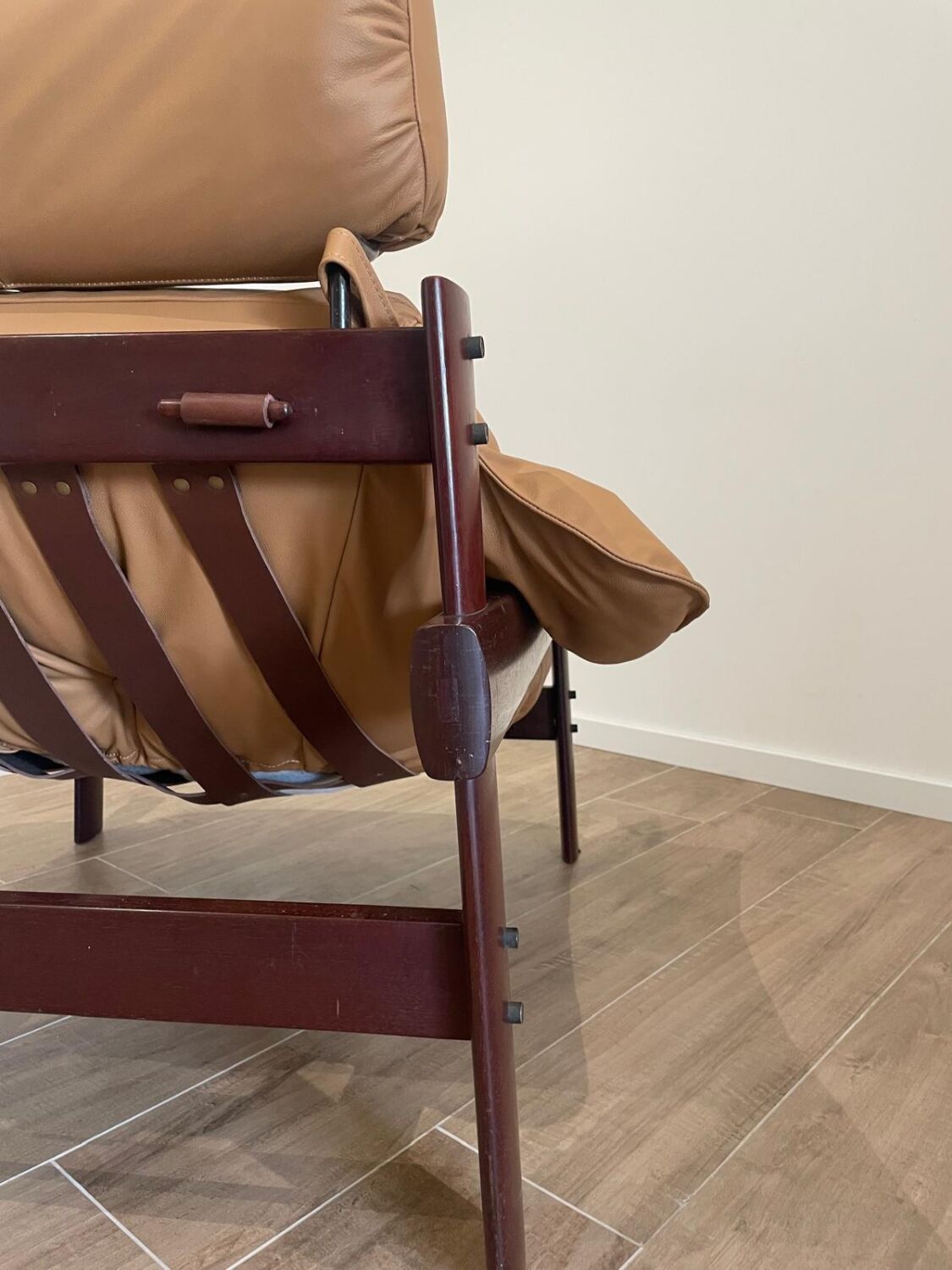 2 MP-41 Lounge Chairs by Percival Lafer