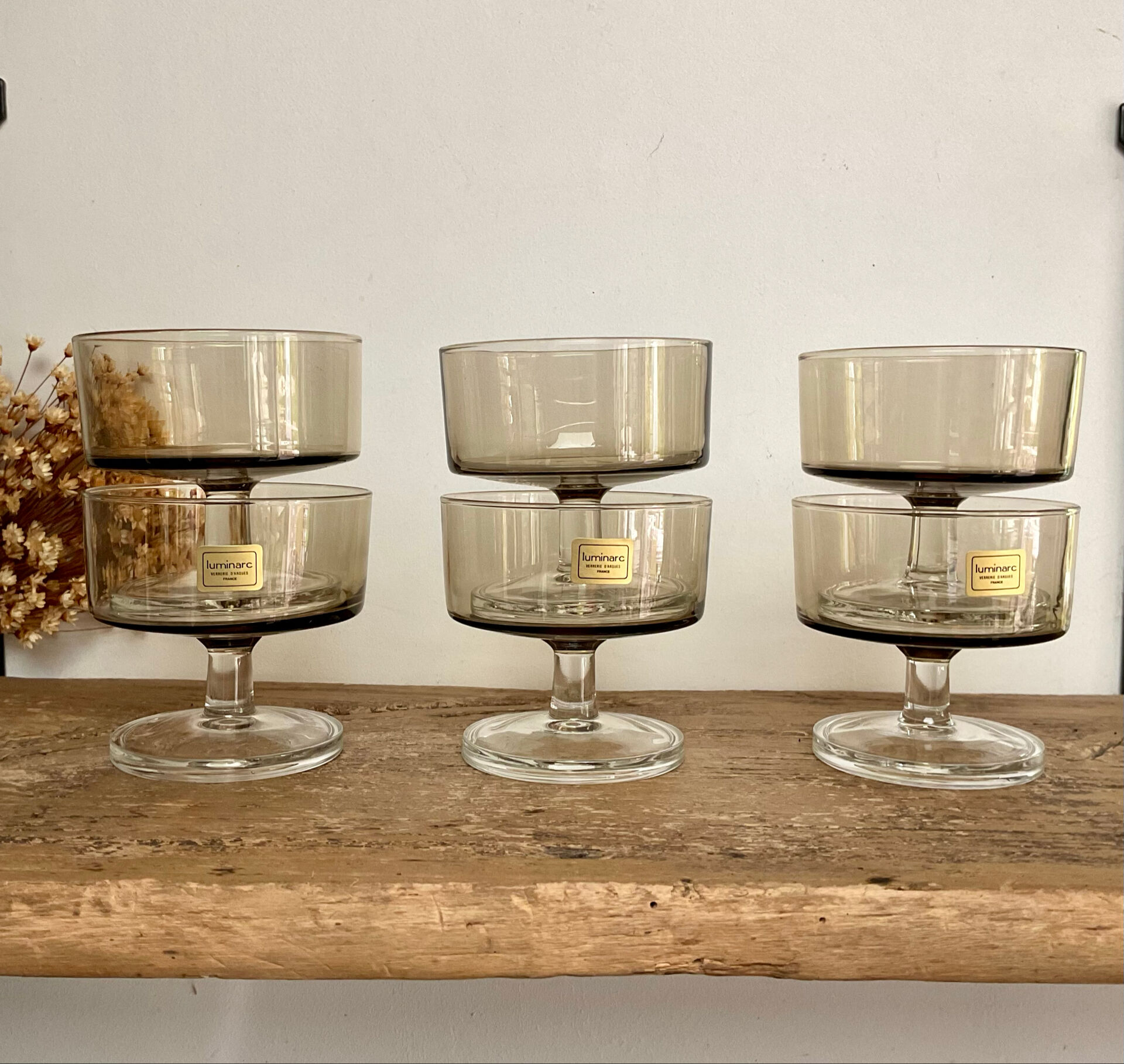 6 vintage smoked glass coupes model "Sweden" France