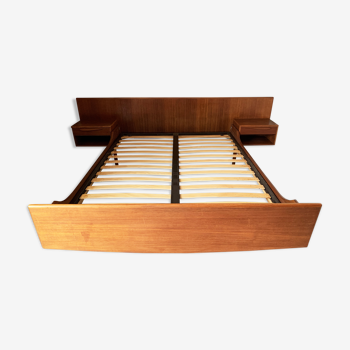 Scandinavian bed frame in solid teak edited in the 60s by tricoire and vecchione