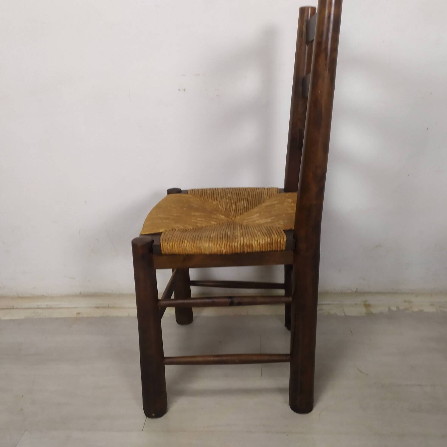 4 chaises brutaliste paille