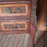 Commode sauteuse style Louis XV, époque XIXème