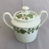 Porcelaine de Paris coffee service