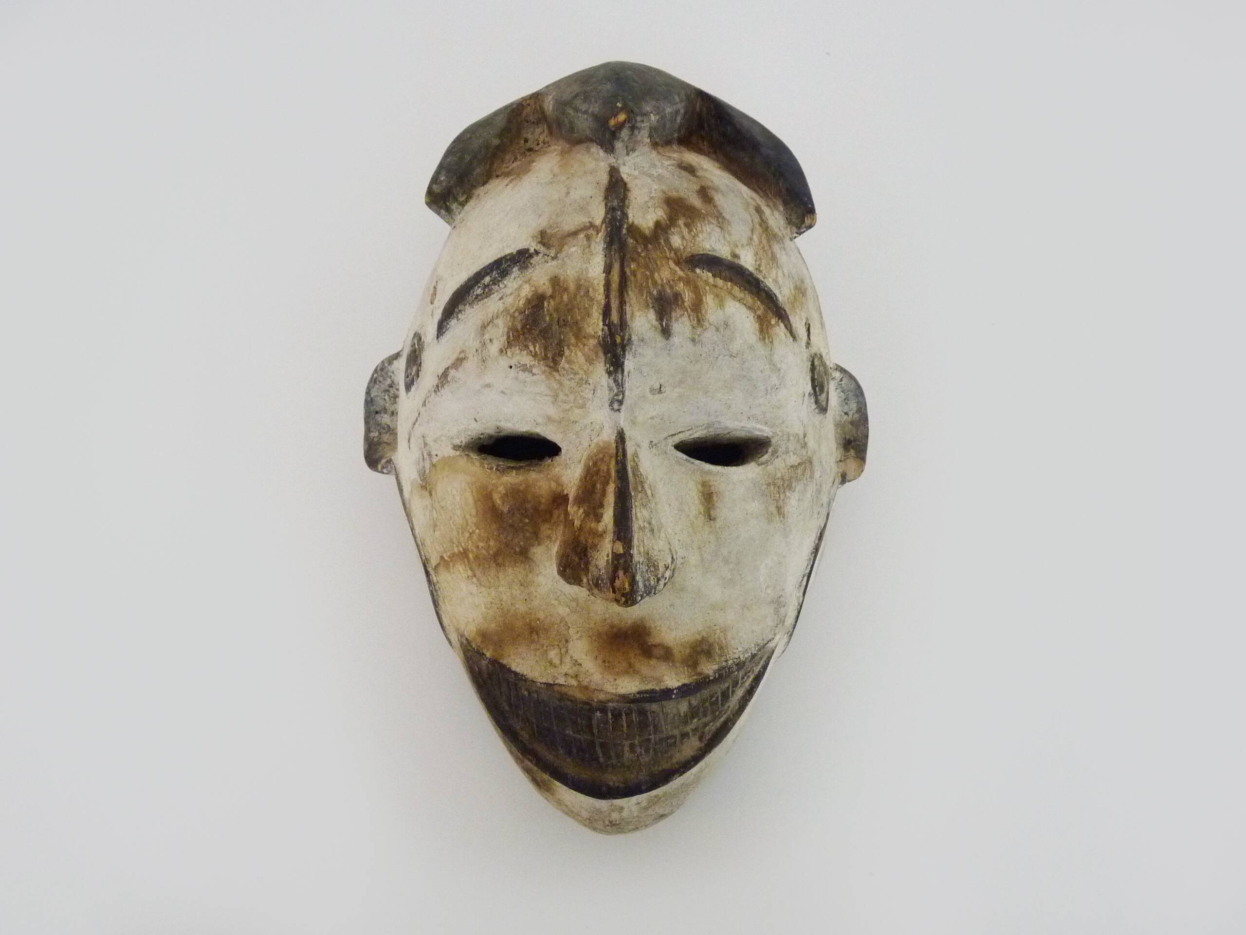 Okua Idoma Face Mask Nigeria. Tribal Art. African Art. 1970s