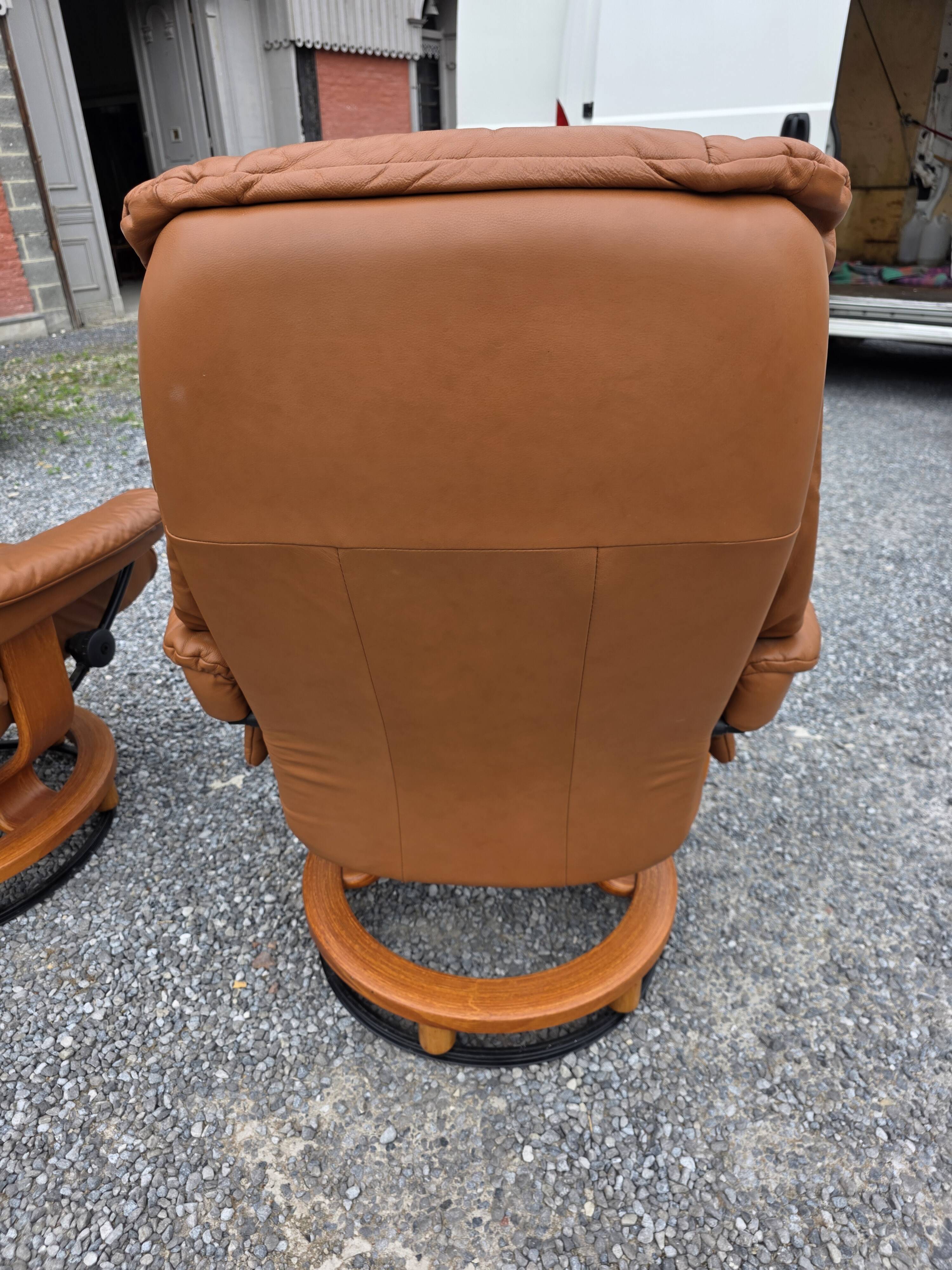 Pair of Ekornes Stressless leather armchairs, 1980s