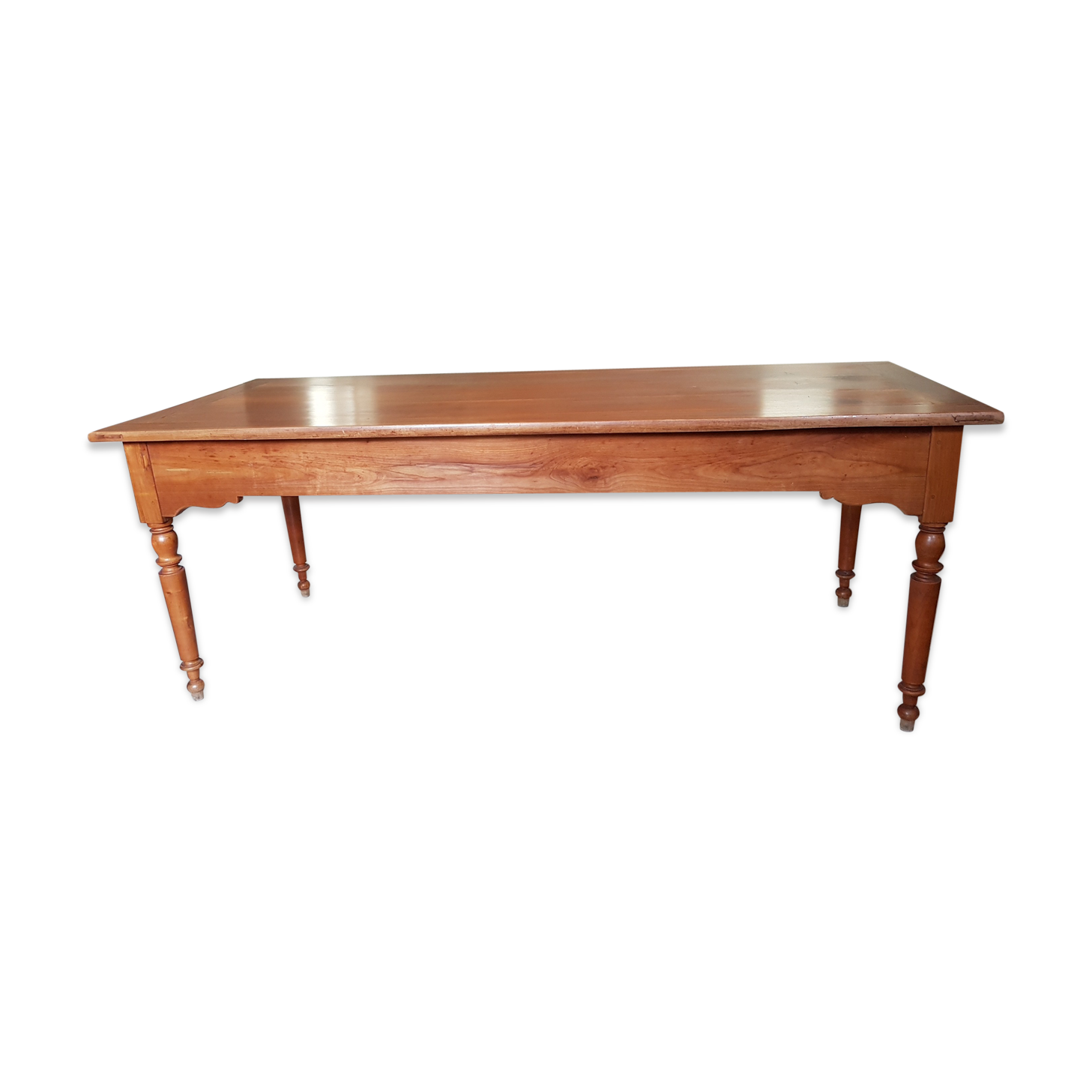 Farm table in cherry