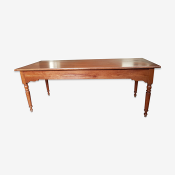 Farm table in cherry