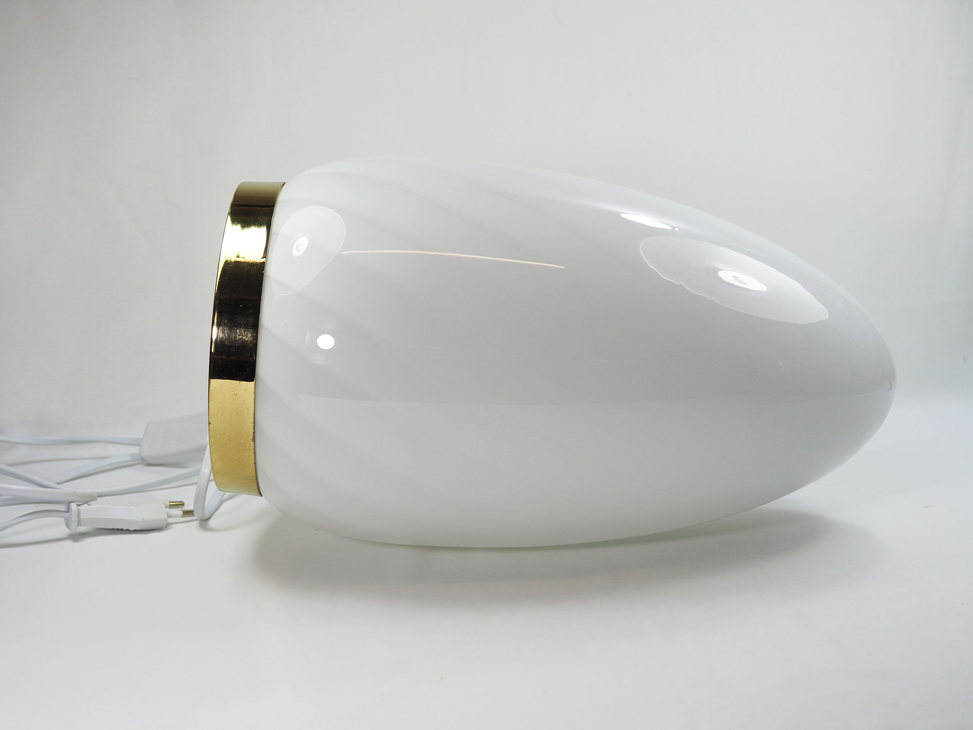 Italian art glass egg table lamp by Vetri Murano, 1970