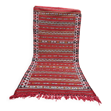 Tapis berbère marocain tissé à la main 100% laine biologique provenant