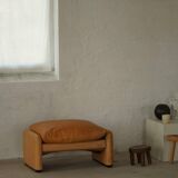 Maralunga ottoman in leather, Vico Magistretti for Cassina, Italian modern, 1973