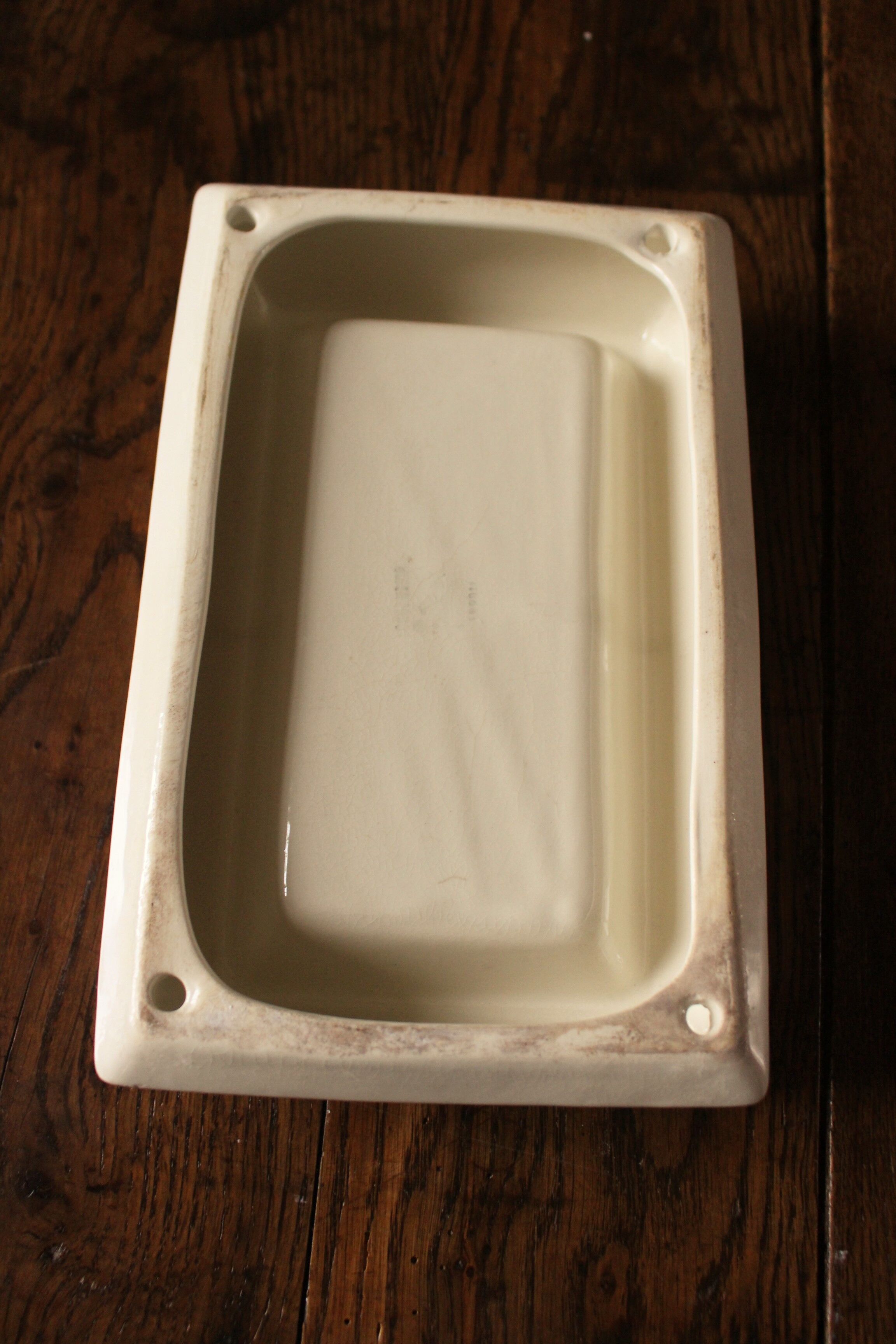 Longchamp earthenware tidy
