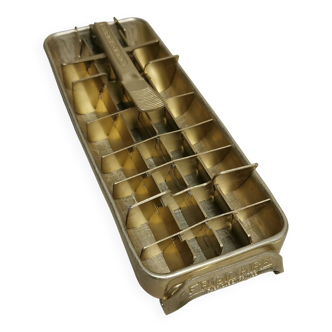 Vintage ice cube tray quikube from the brand frigidaire in golden aluminum - 60s/70s