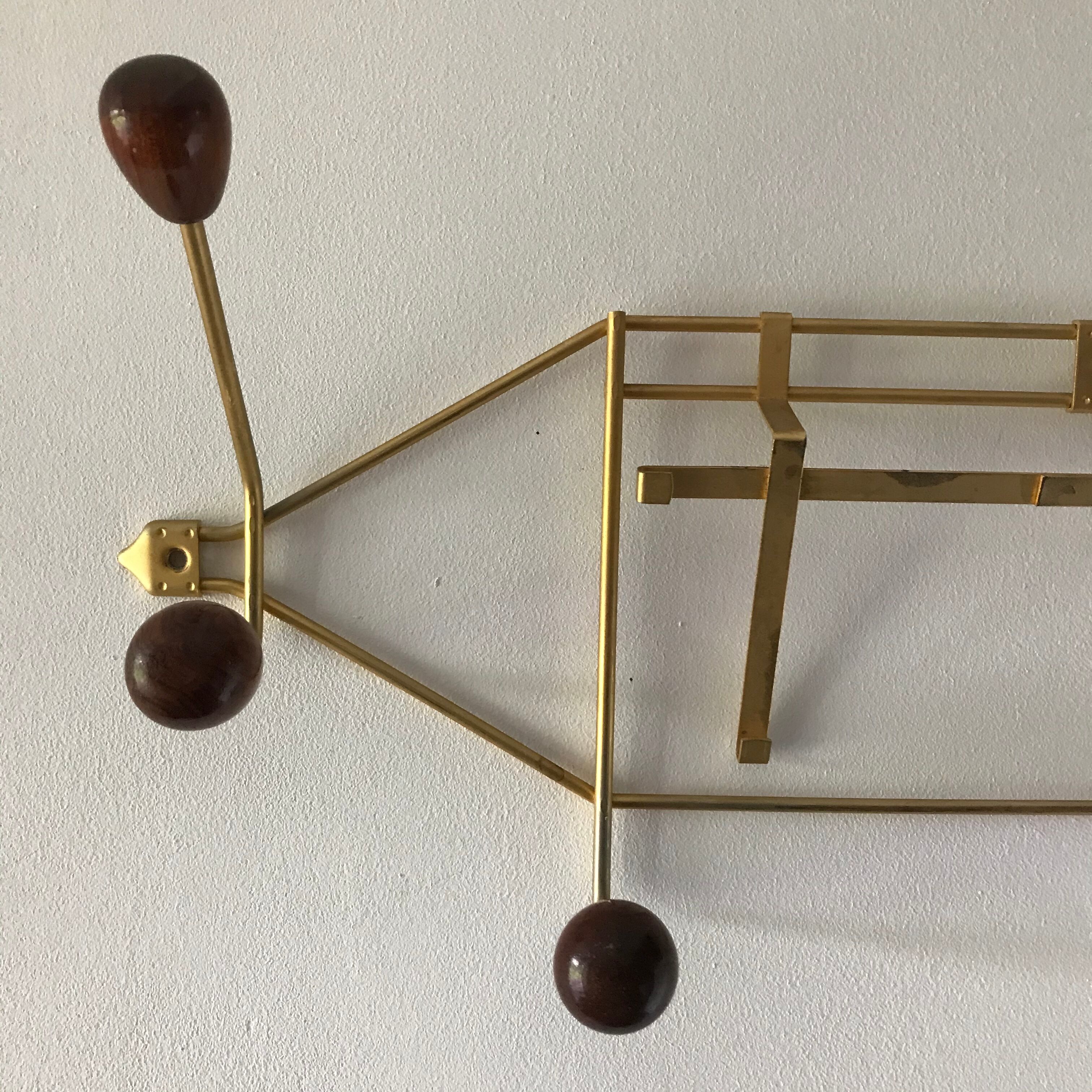 Wall-mounted coat rack