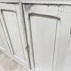 Enfilade vintage patine gris clair