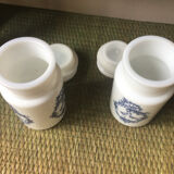 Bocaux en opaline