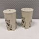 Beautiful salt and pepper set in porcelain from English Hornsea