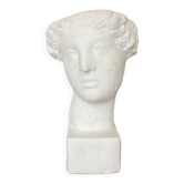 Sculpture of Aphrodite, goddess of love and beauty.