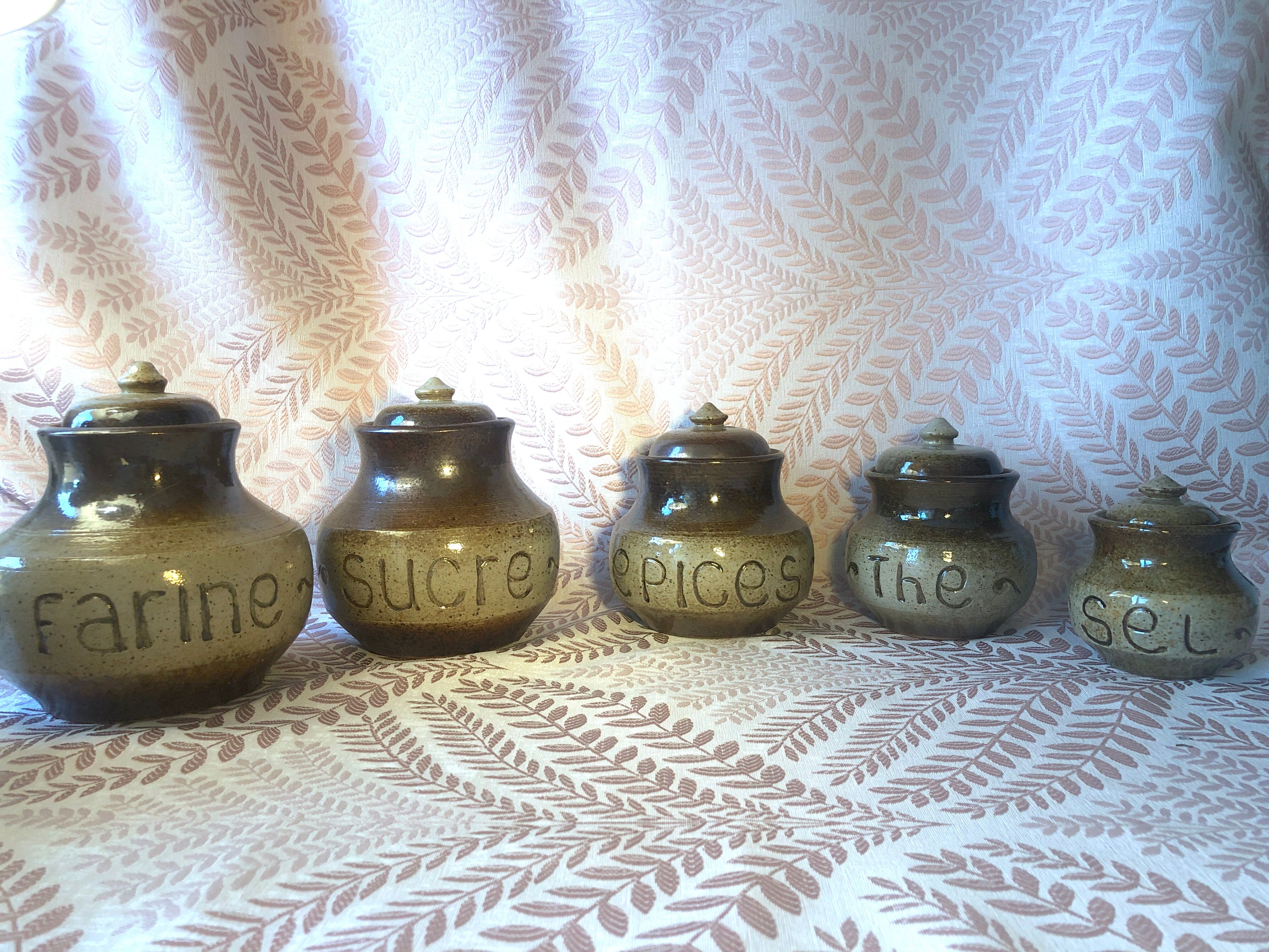 Pots à épices en grès véritable