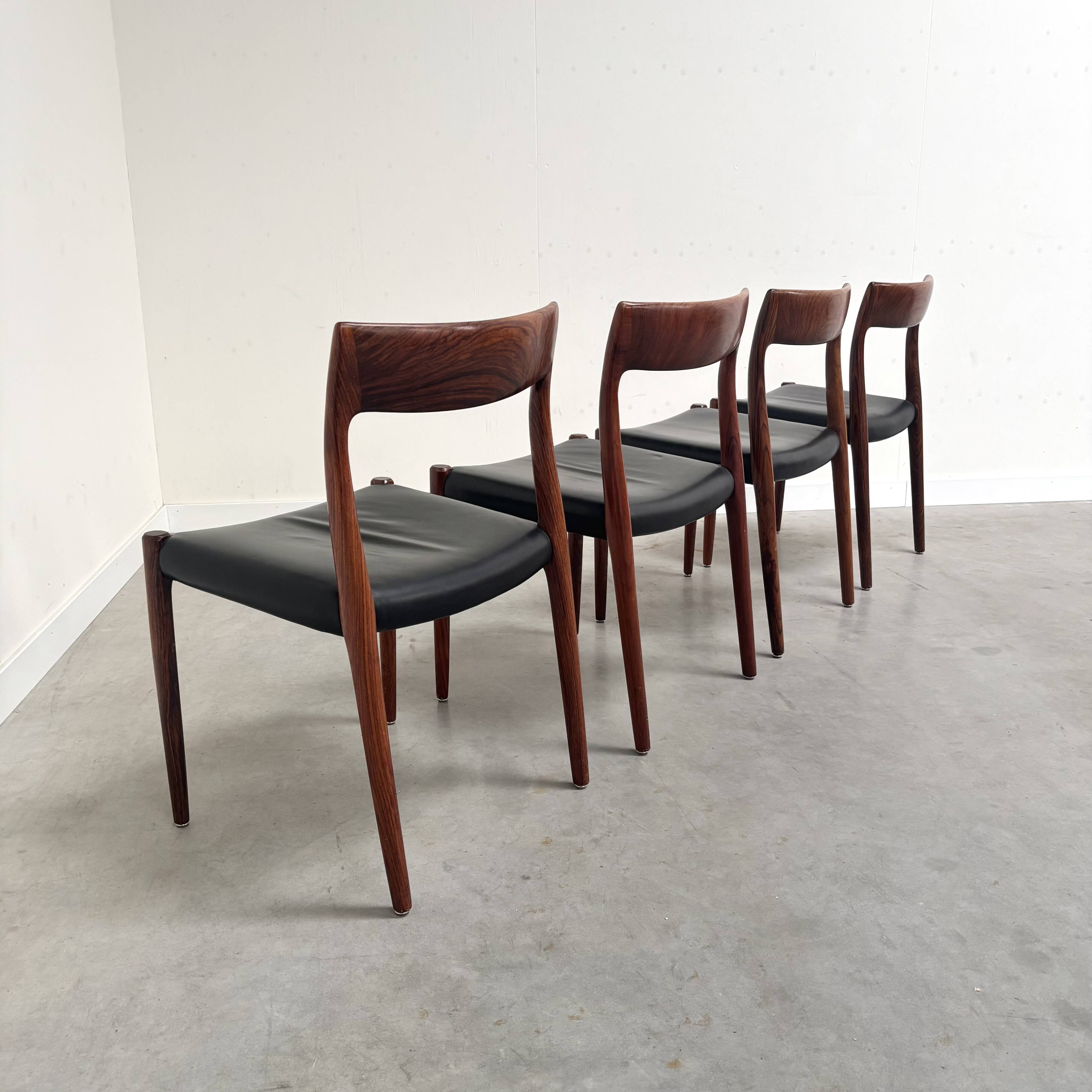 Set of 4 Møller 77 dining chairs, Denmark 1960s
