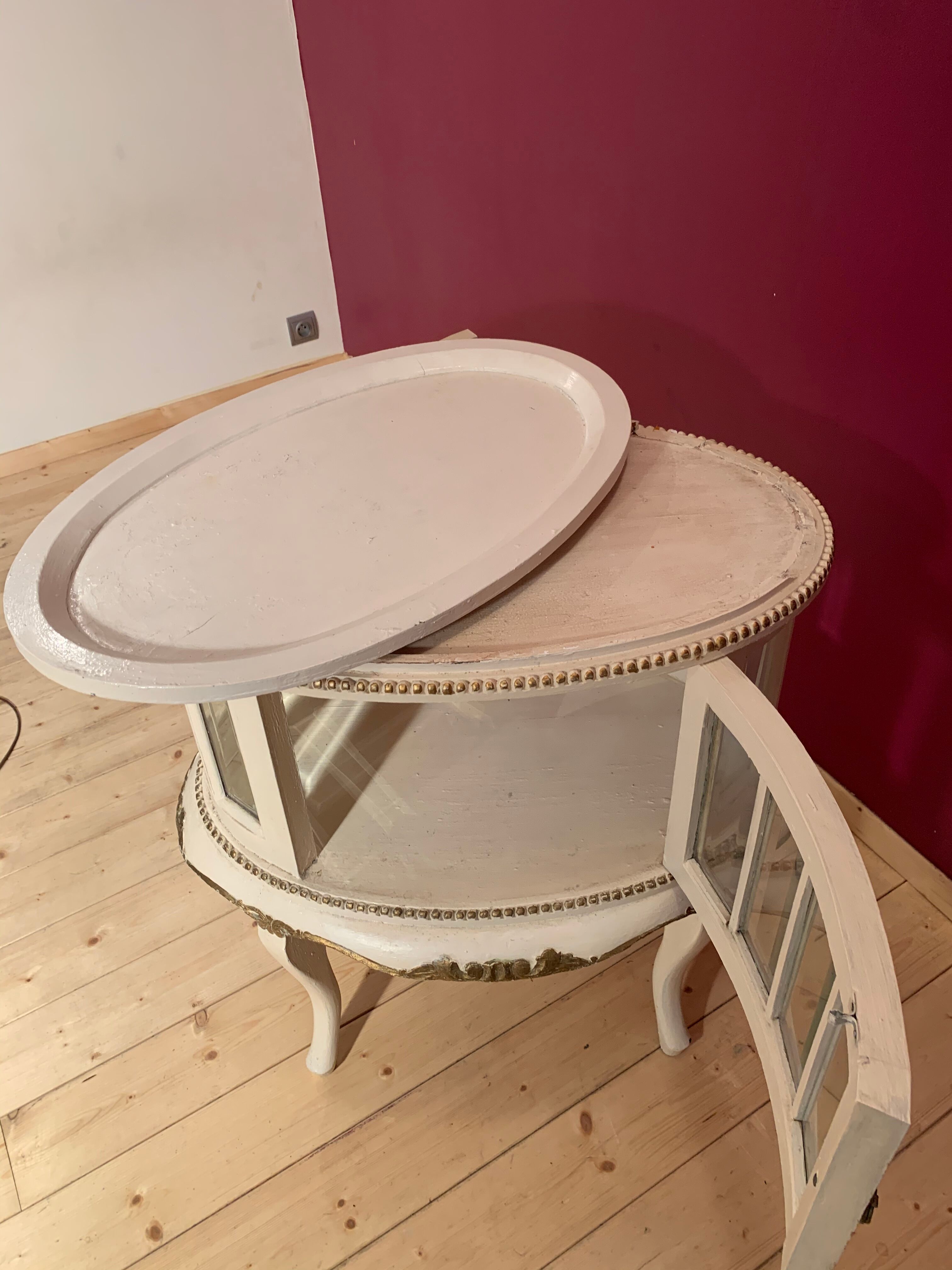 Furniture bar / tea table