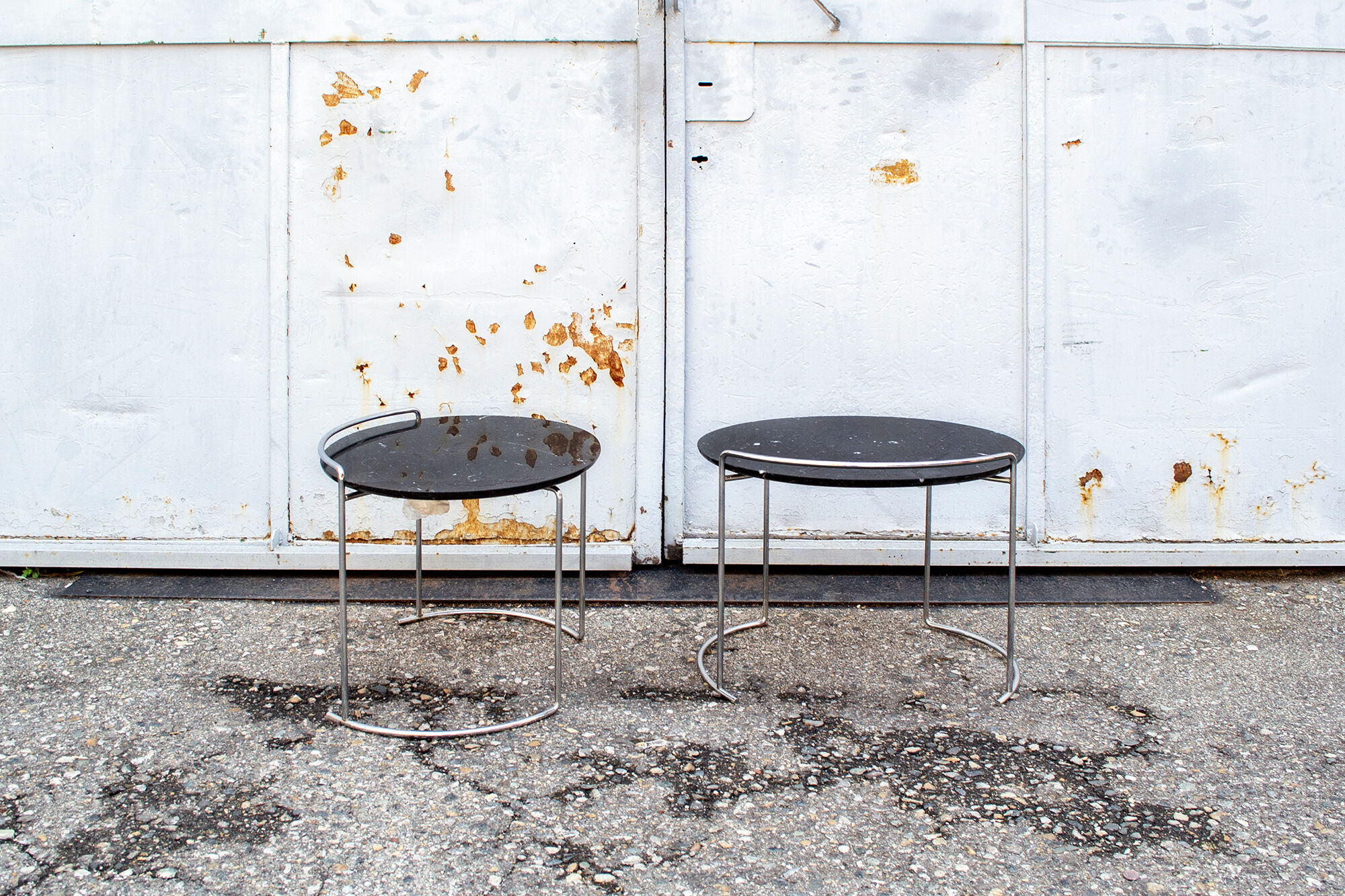 Djuna Black Marble coffee Table by Kazuhide Takahama for Cassina Italy 1983