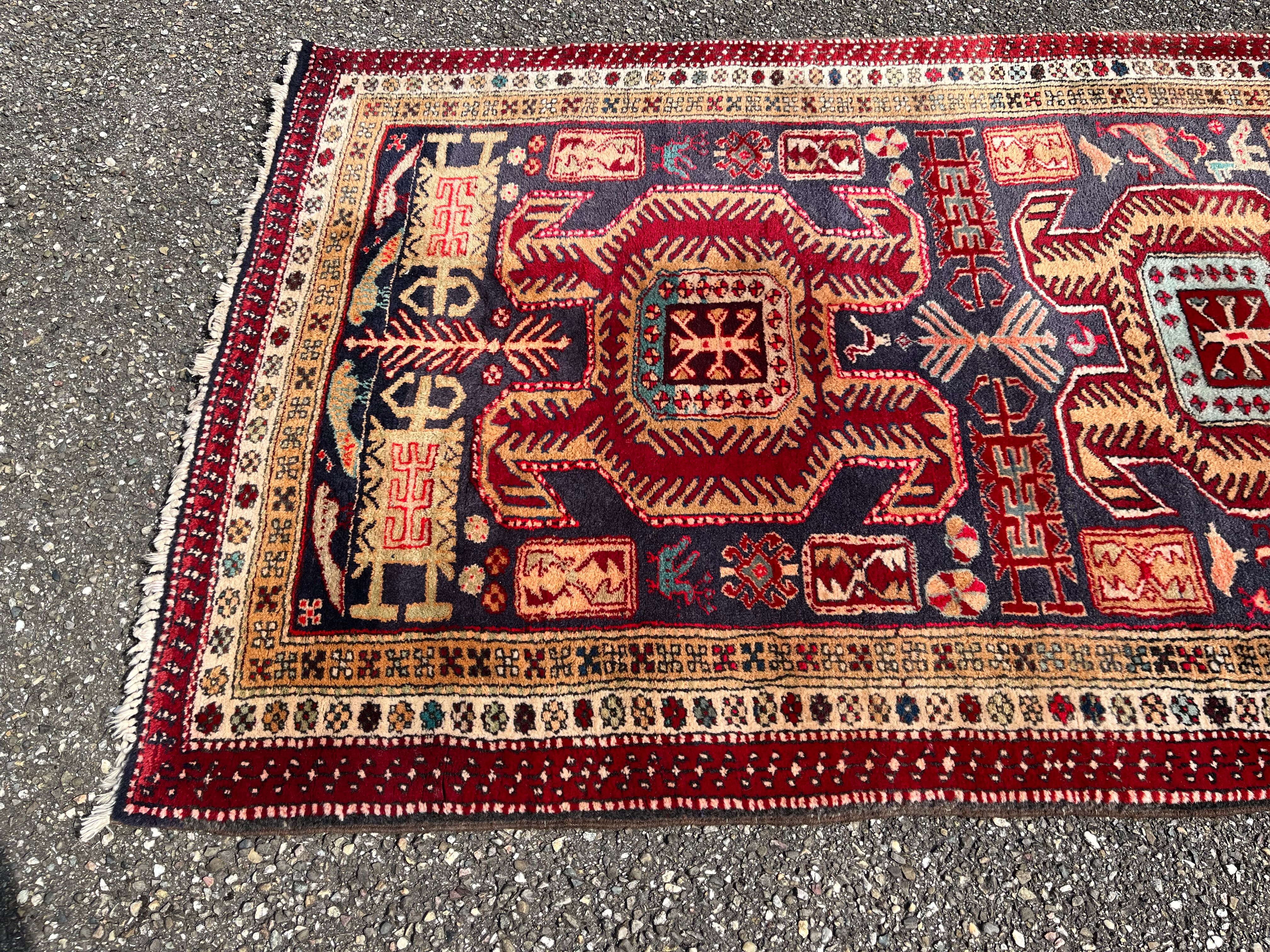 Carpet Hamadan design Kazak